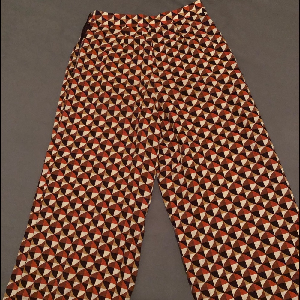 High-Waisted Trousers ! - Picture 1 of 3